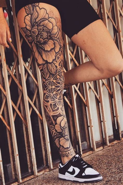 22+ Attractive Thigh Tattoos For Women To Inspire You